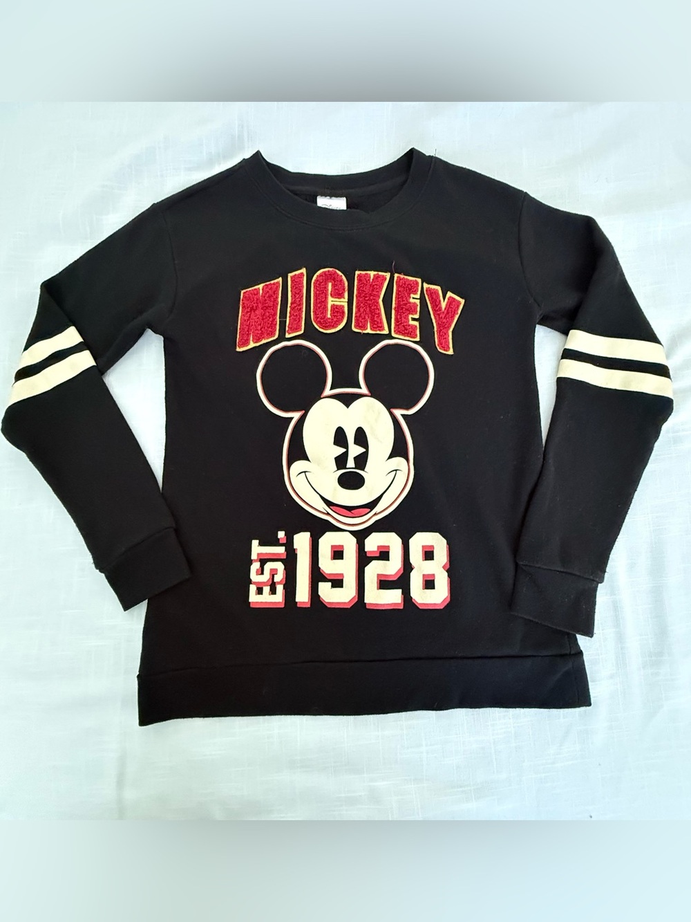 Disney Mickey Mouse 1928 Sweatshirt Black Crewneck Pullover Vintage Size M